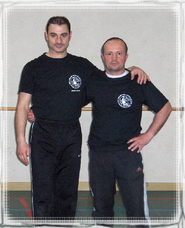 Fayad  FAYAD Pr&eacute;sident Fondateur de la F.I.T.B.S. PRO  et Lionel ZAPERA r&eacute;f&eacute;rent professionnel en sport du service s&eacute;curit&eacute; des biens et des personnes du Centre Universitaire de Nimes (France)