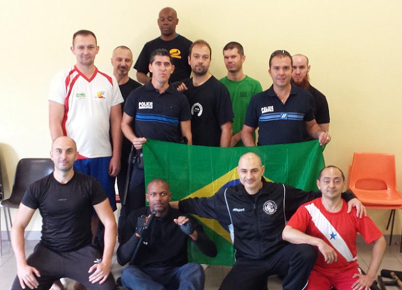 STAGE de formation d'instructeurs F.I.T.B.S. PRO en Tonfa B&acirc;ton et Self D&eacute;fense PRO Gestes Techniques Professionnelles d'Interventions et de protections de Police - GTPI&nbsp;: Du Lundi 03 au Samedi 08 Novembre 2014 inclus, 6 jours bloqu&eacute;s en FRANCE &agrave; Al&egrave;s (30)