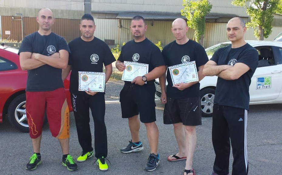 Cliquer ici pour voir le STAGE de formation d'instructeurs F.I.T.B.S. PRO en Tonfa Bton et Self Dfense PRO Gestes Techniques Professionnelles d'Interventions et de protections de Police - GTPI : Du Lundi 23 au Samedi 28 Mars 2015 inclus, 6 jours bloqus en FRANCE  Als (30)
