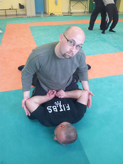 Session de formation d'instructeurs F.I.T.B.S. PRO, sur 6 jours bloqués, du 23 au 28 Avril 2012, à Alès en France avec Fayad FAYAD Président fondateur de la F.I.T.B.S. PRO