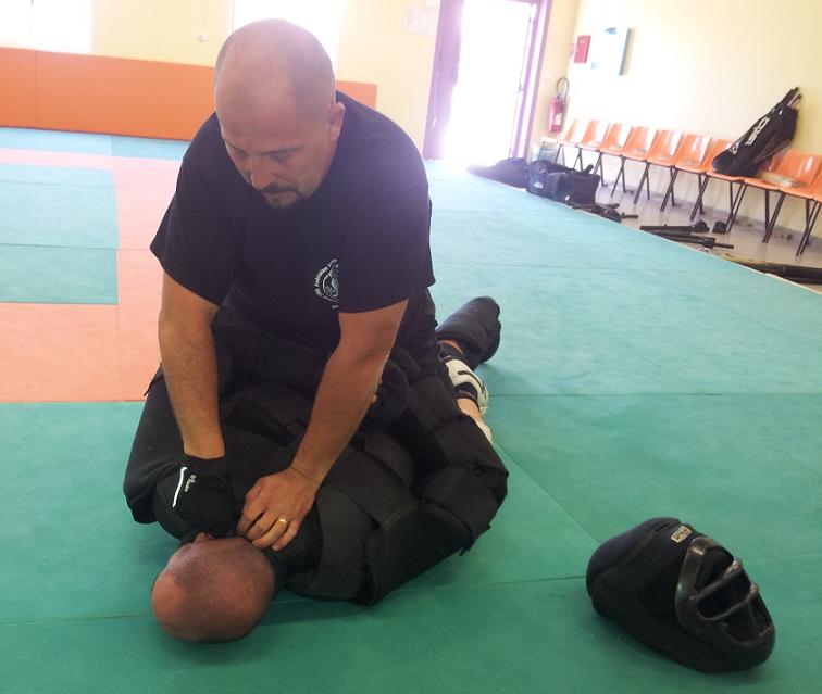 Session de formation d'instructeurs F.I.T.B.S. PRO, sur 6 jours bloqués, du 18 au 23 Juin 2012, à Alès en France avec Fayad FAYAD Président fondateur de la F.I.T.B.S. PRO