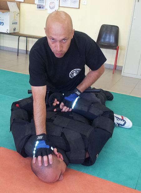 Session de formation d'instructeurs F.I.T.B.S. PRO, sur 6 jours bloqués, du 18 au 23 Juin 2012, à Alès en France avec Fayad FAYAD Président fondateur de la F.I.T.B.S. PRO
