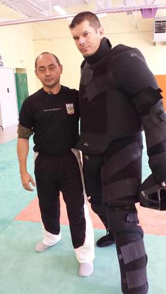STAGE de formation d'instructeurs F.I.T.B.S. PRO en Tonfa Bâton et Self Défense PRO Gestes Techniques Professionnelles d'Interventions et de protections de Police - GTPI : Du Lundi 03 au Samedi 08 Novembre 2014 inclus, 6 jours bloqués en FRANCE à Alès (30)