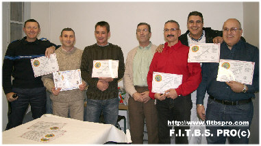 Cliquer ici  - Formation Police Municipale de Vauvert par la F.I.T.B.S. PRO en Tonfa B�ton et Self D�fense PRO